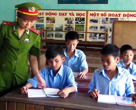 Bắt buộc học văn hóa đối với học sinh trường giáo dưỡng
